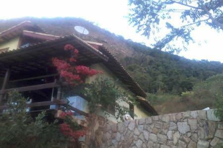Casa Alpina Com Vista Panoramica De Lumiar Villa Nova Friburgo Exterior photo